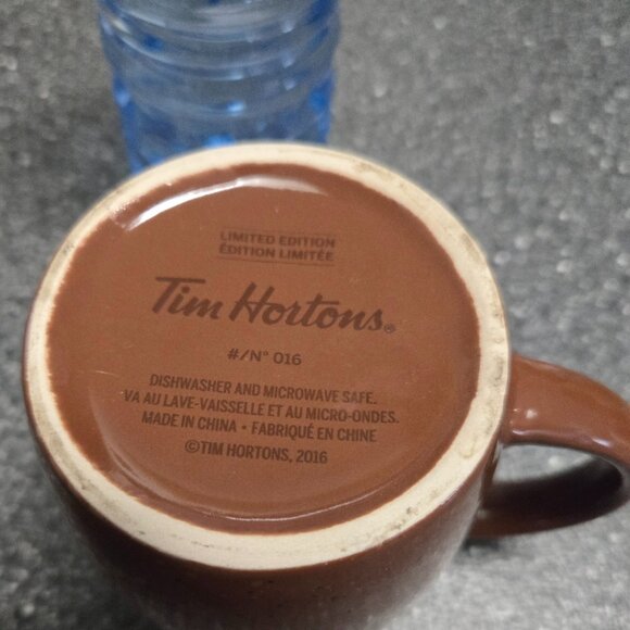 Tim Horton Mug-Beaver - Picture 3 of 3